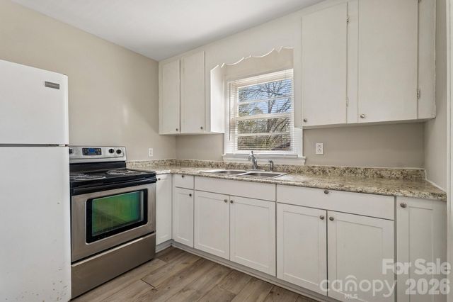 1713 Younger Avenue, Statesville, NC 28677