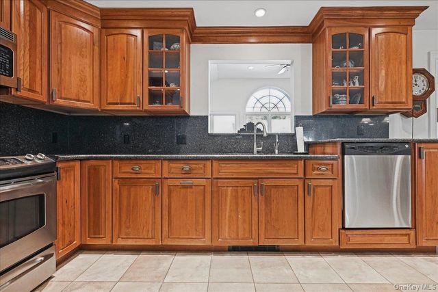 3209 Mark Alan Drive, Wantagh, NY 11793