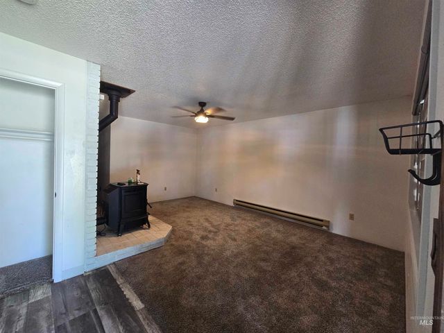 321 W Avenue E, Jerome, ID 83338