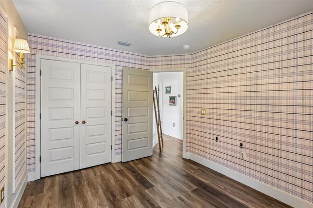 19918 ELLENDALE DRIVE, Land O Lakes, FL 34638