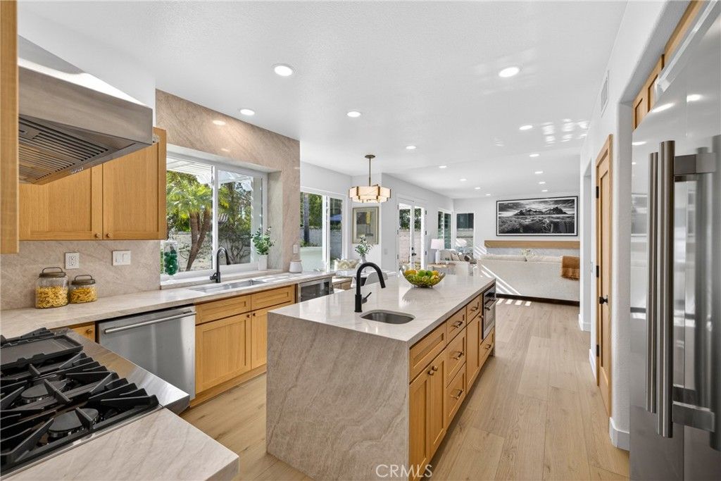 Image 22 of property listing at 17 Brentwood, Coto De Caza, CA 92679