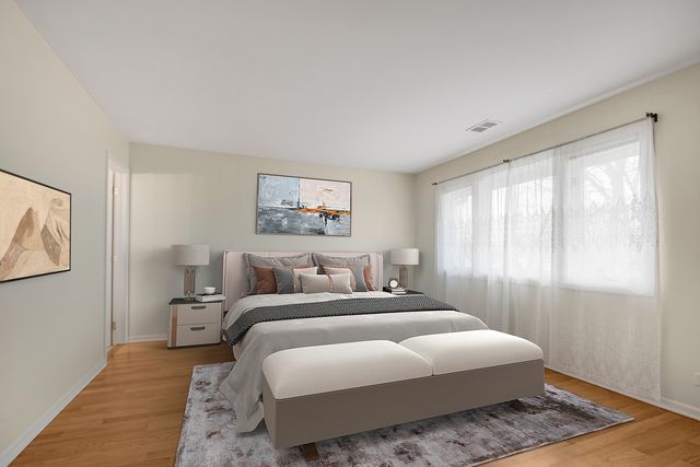 7666 S 88th Court, Justice, IL 60458