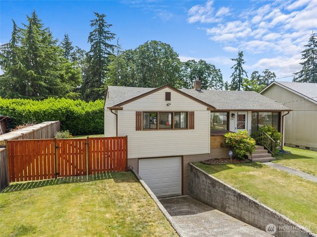 15205 Grant Avenue SW, Lakewood, WA 98498