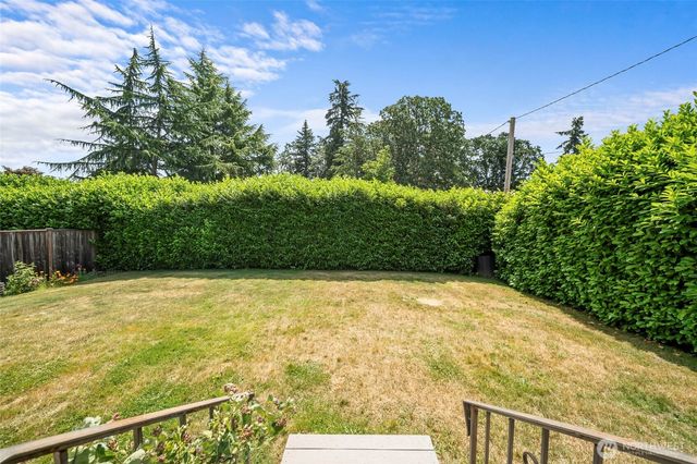 15205 Grant Avenue SW, Lakewood, WA 98498