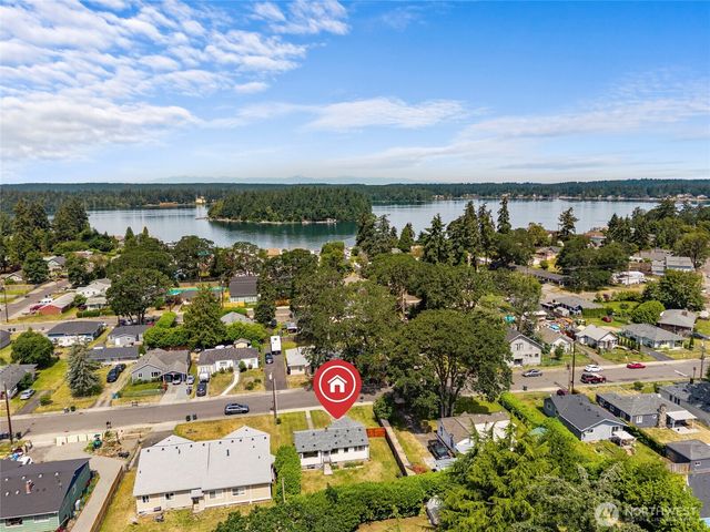 15205 Grant Avenue SW, Lakewood, WA 98498