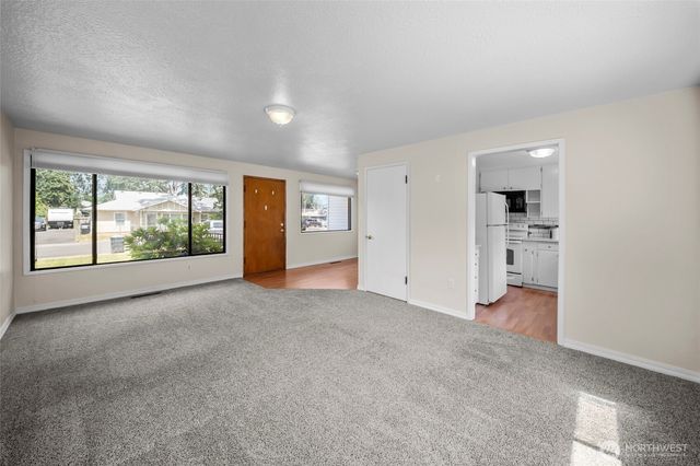 15205 Grant Avenue SW, Lakewood, WA 98498