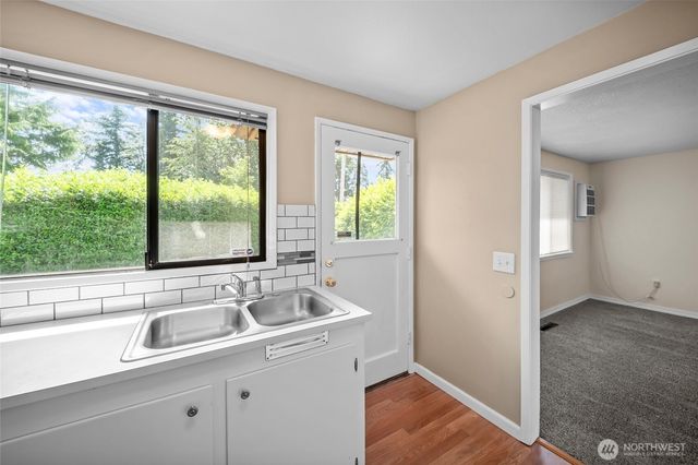 15205 Grant Avenue SW, Lakewood, WA 98498