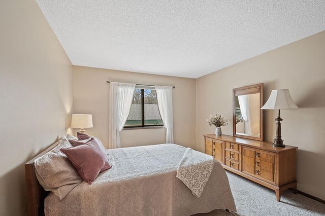 13569 Everton Avenue, Apple Valley, MN 55124