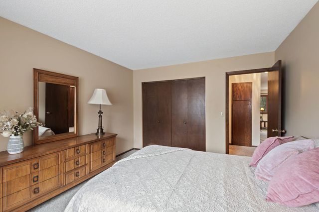 13569 Everton Avenue, Apple Valley, MN 55124