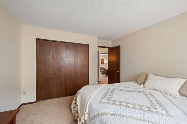 13569 Everton Avenue, Apple Valley, MN 55124