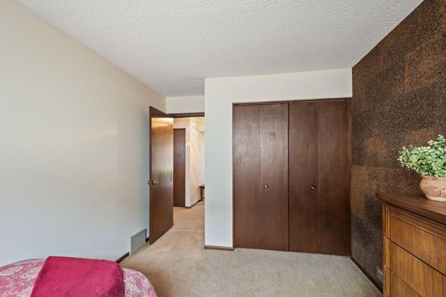 13569 Everton Avenue, Apple Valley, MN 55124