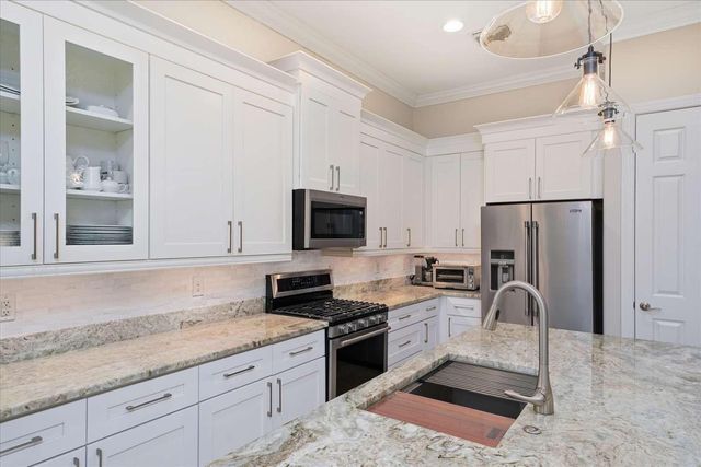 235 11th Square, Vero Beach, FL 32962