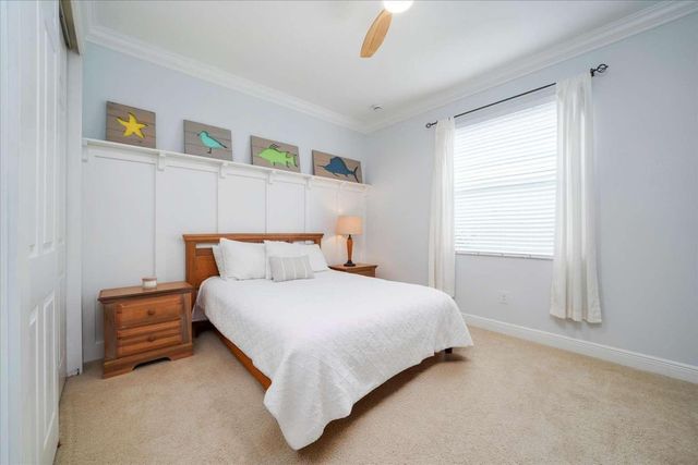 235 11th Square, Vero Beach, FL 32962