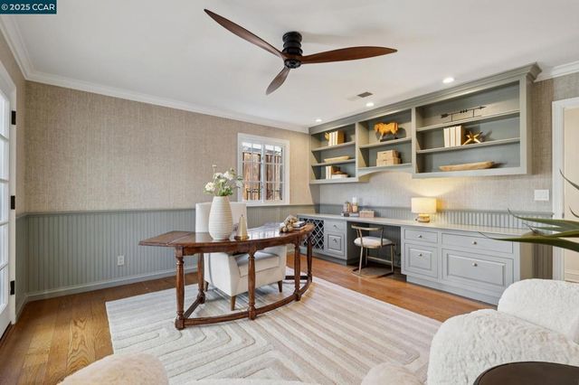 104 Van Ripper Ln, Orinda, CA 94563