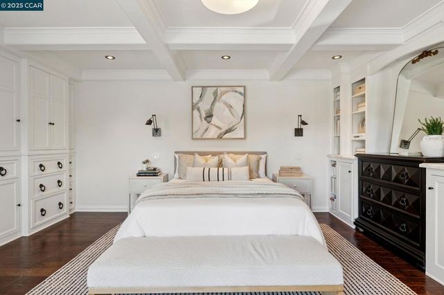 104 Van Ripper Ln, Orinda, CA 94563