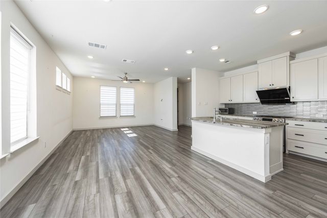 208 Spring Hill Road, Flower Mound, TX 75028