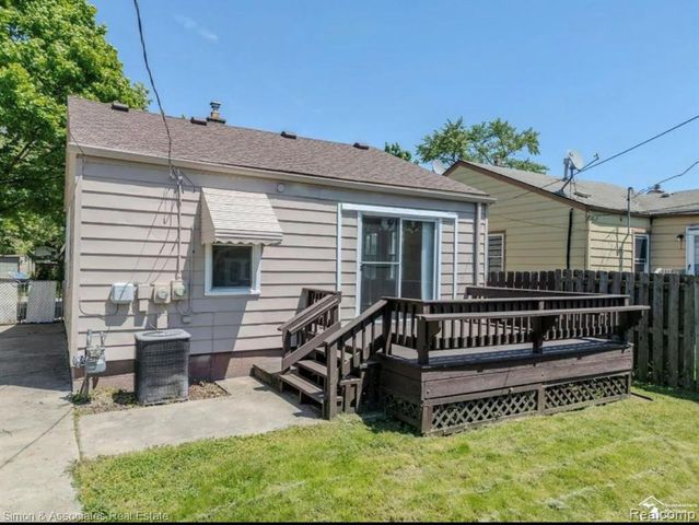 2357 Fisher Street, Melvindale, MI 48122