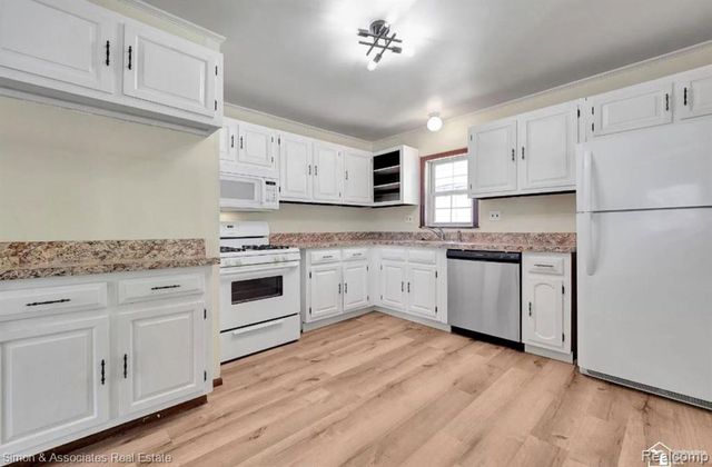 2357 Fisher Street, Melvindale, MI 48122