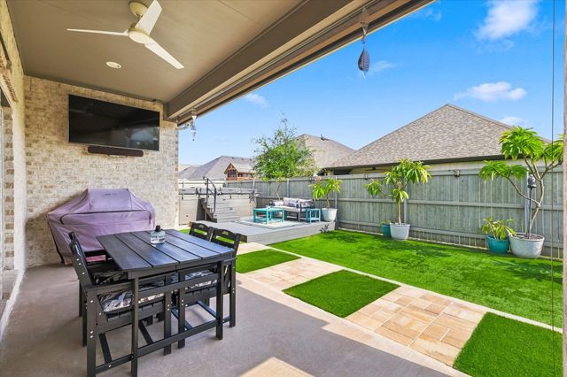 2449 Lazy Dog Lane, Northlake, TX 76247