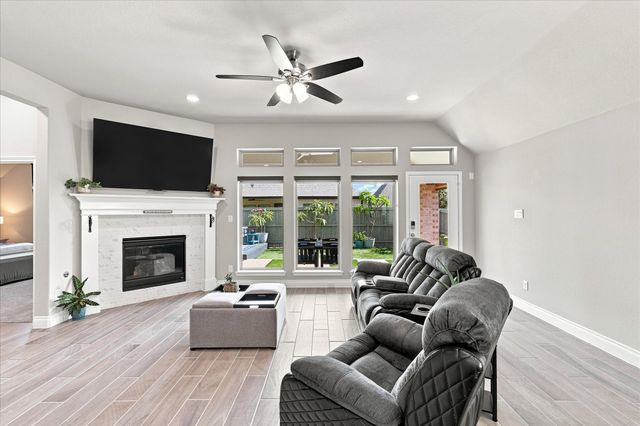 2449 Lazy Dog Lane, Northlake, TX 76247