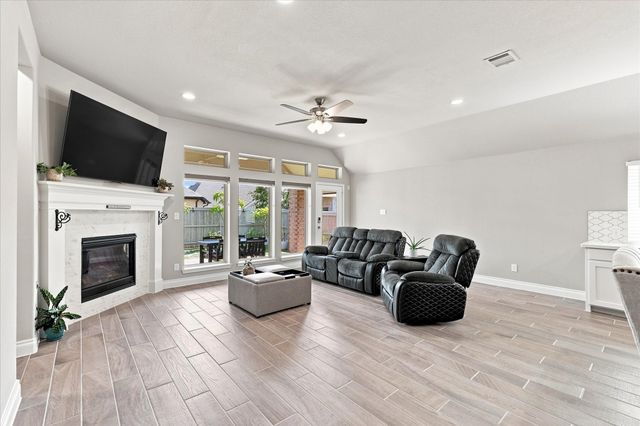 2449 Lazy Dog Lane, Northlake, TX 76247