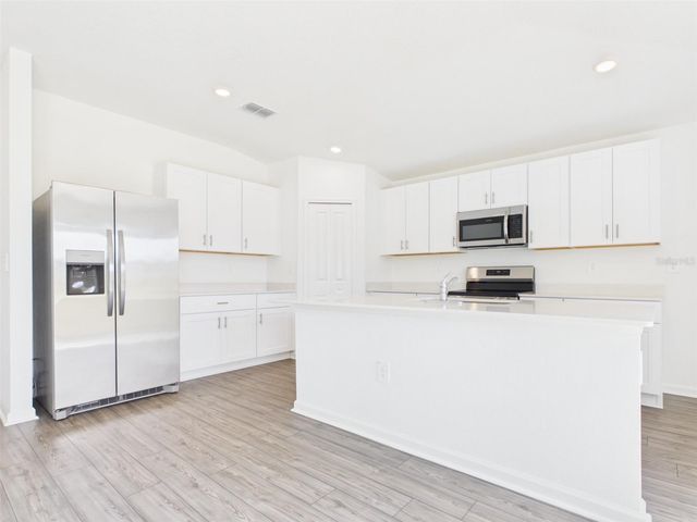 8320 SW 41ST TERRACE, Ocala, FL 34476