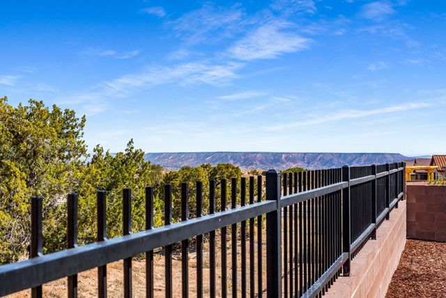 3305 Wolf Tail Loop NE, Rio Rancho, NM 87144