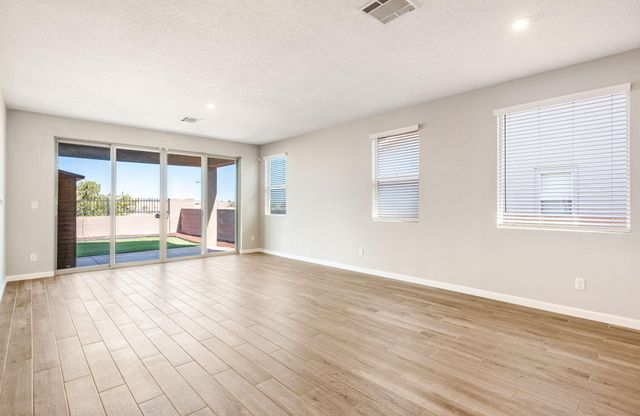 3305 Wolf Tail Loop NE, Rio Rancho, NM 87144