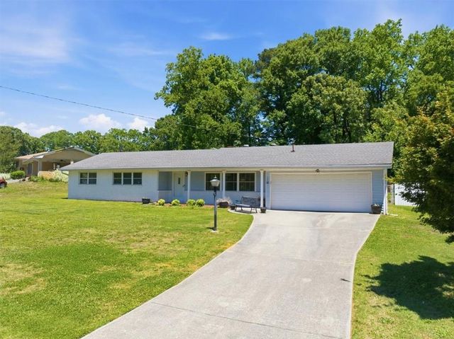 537 Kelly Drive, Marietta, GA 30066