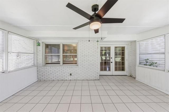 537 Kelly Drive, Marietta, GA 30066