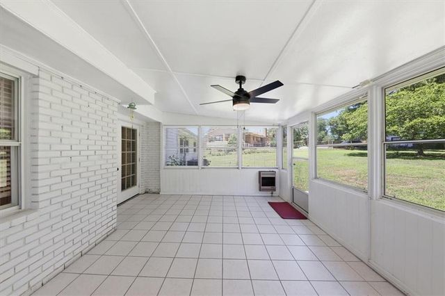 537 Kelly Drive, Marietta, GA 30066