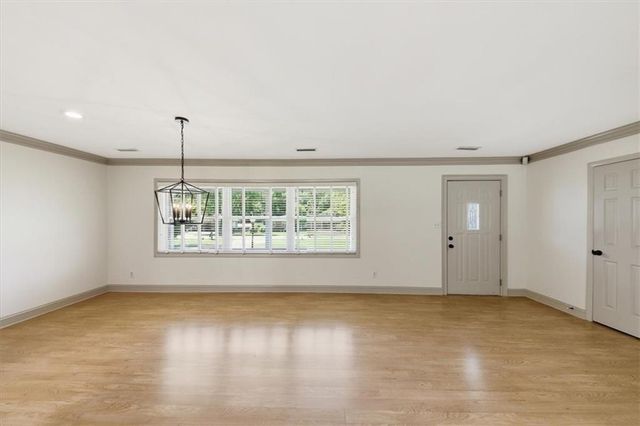537 Kelly Drive, Marietta, GA 30066