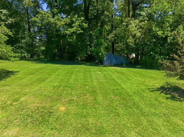 537 Kelly Drive, Marietta, GA 30066