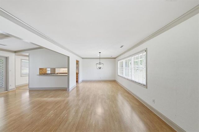 537 Kelly Drive, Marietta, GA 30066