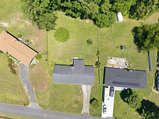 537 Kelly Drive, Marietta, GA 30066
