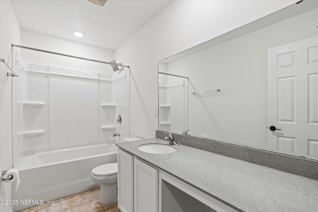 1986 CARTER LANDING Boulevard, Jacksonville, FL 32221