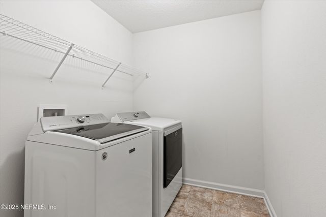 1986 CARTER LANDING Boulevard, Jacksonville, FL 32221