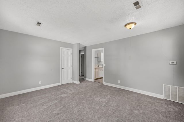 3521 E Sunview Ave, Wichita, KS 67216