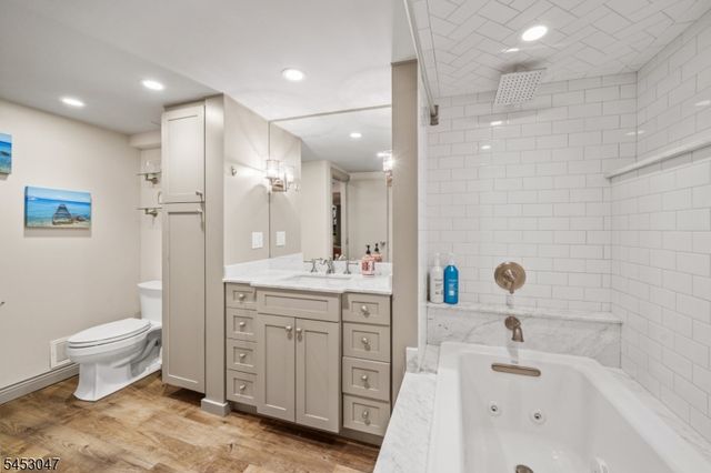 102 Sherwood St, Clifton City, NJ 07013
