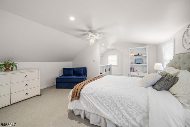 102 Sherwood St, Clifton City, NJ 07013