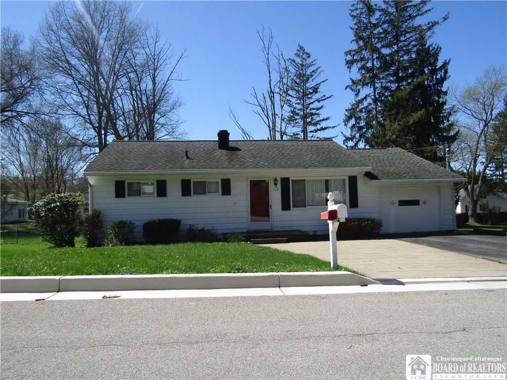 110 Jones Street, Busti, NY 14750