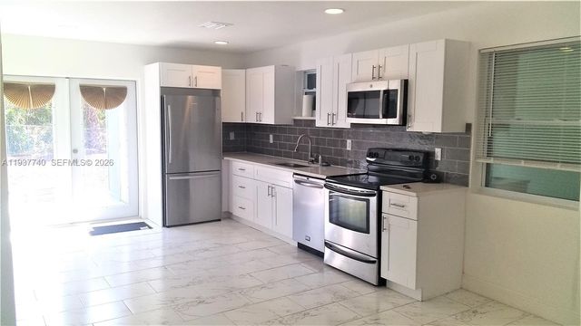 710 52nd St, West Palm Beach, FL 33407