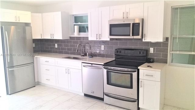 710 52nd St, West Palm Beach, FL 33407