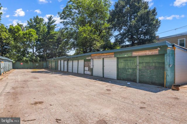 901 E 10TH ST, Chester, PA 19013