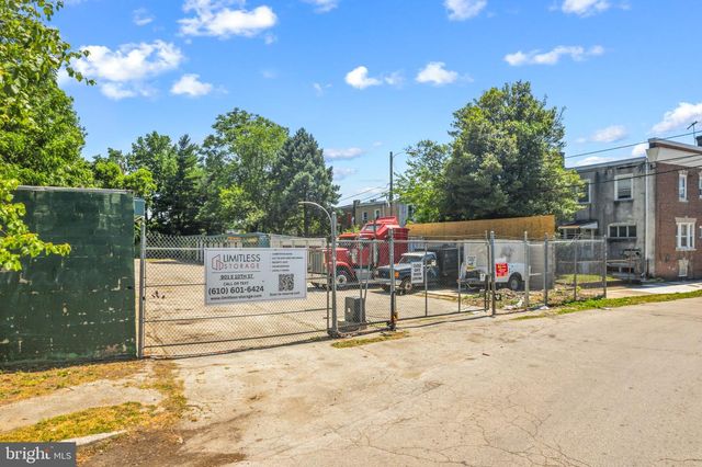901 E 10TH ST, Chester, PA 19013