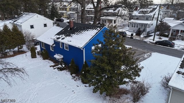 31 Randolph Pl, West Orange Twp., NJ 07052