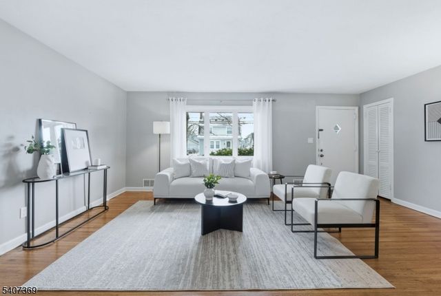 31 Randolph Pl, West Orange Twp., NJ 07052