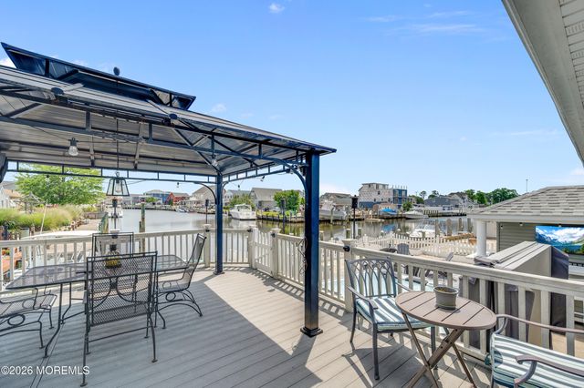964 Seagull Drive, Lanoka Harbor, NJ 08734