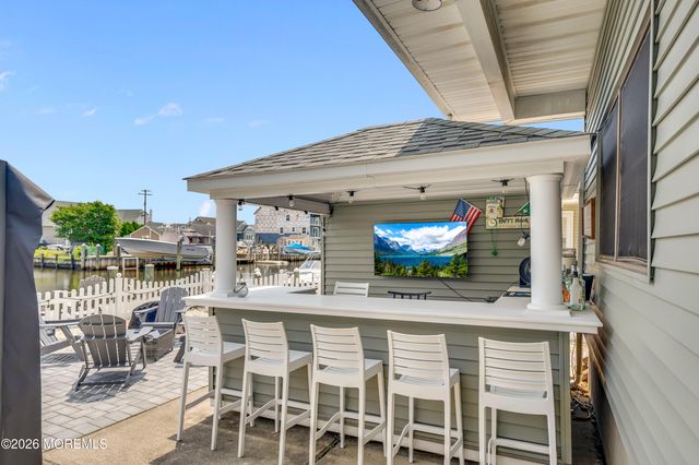964 Seagull Drive, Lanoka Harbor, NJ 08734