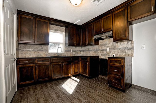 2553 SW Murray Drive, Oklahoma City, OK 73119